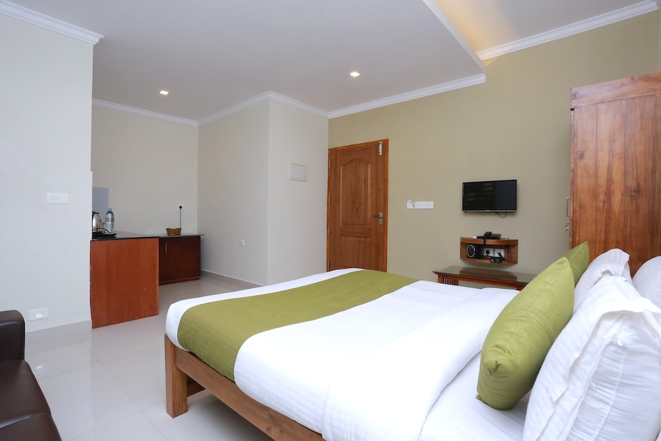 OYO 13937 Sreepathi Nirmalyam, Guruvayur, Guruvayur