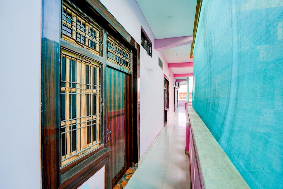 Spot On HOTEL RAMA KRIHSNA AND RESTAURANT, Etawah, Etawah