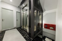 Townhouse Oak Ba Dinh - Japanese Town