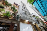 Townhouse Oak Ba Dinh - Japanese Town