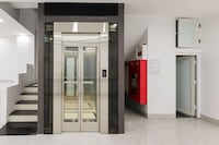 Townhouse Oak Ba Dinh - Japanese Town