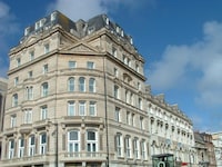 Royal Hotel Cardiff by Belvilla