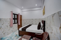 Hotel O CERES ROYAL HOTEL & RESTAURANT