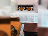 Hotel O CERES ROYAL HOTEL & RESTAURANT