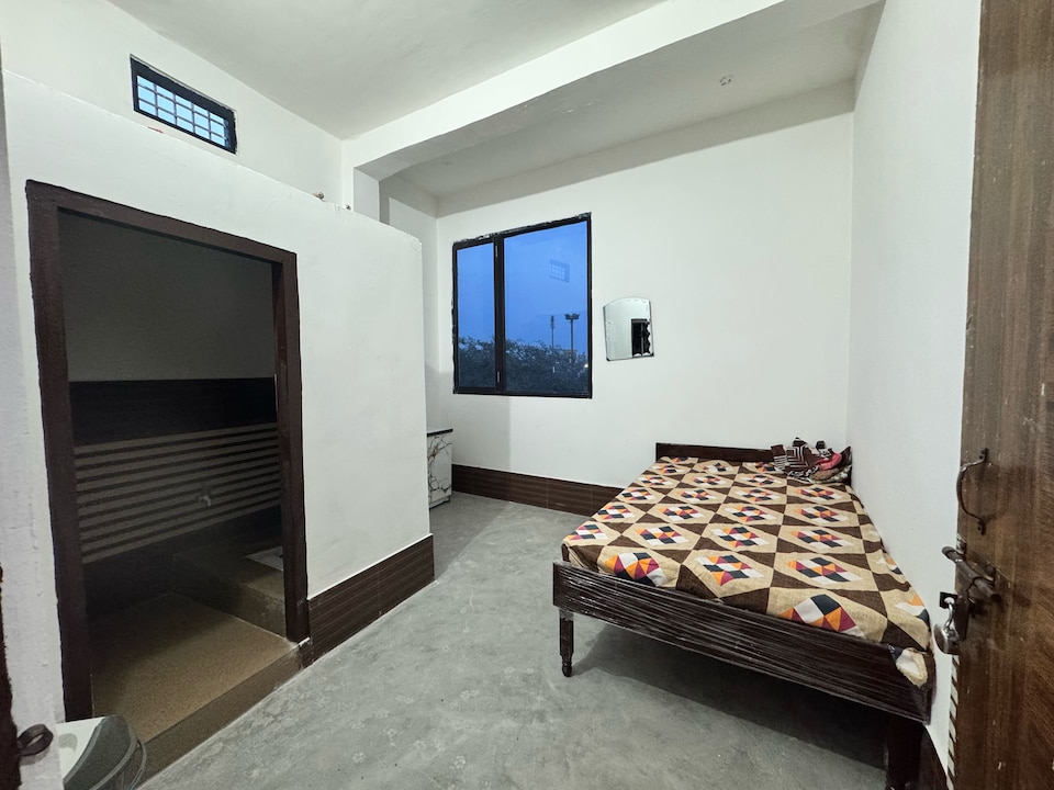 SPOT ON Dream House Stay, Bulandshahr, Bulandshahr