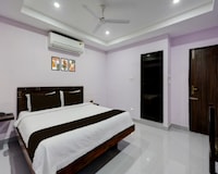 Townhouse Kozhencherry Formerly The Beige Hotel