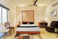 Townhouse Kozhencherry Formerly The Beige Hotel