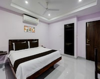 Townhouse Kozhencherry Formerly The Beige Hotel