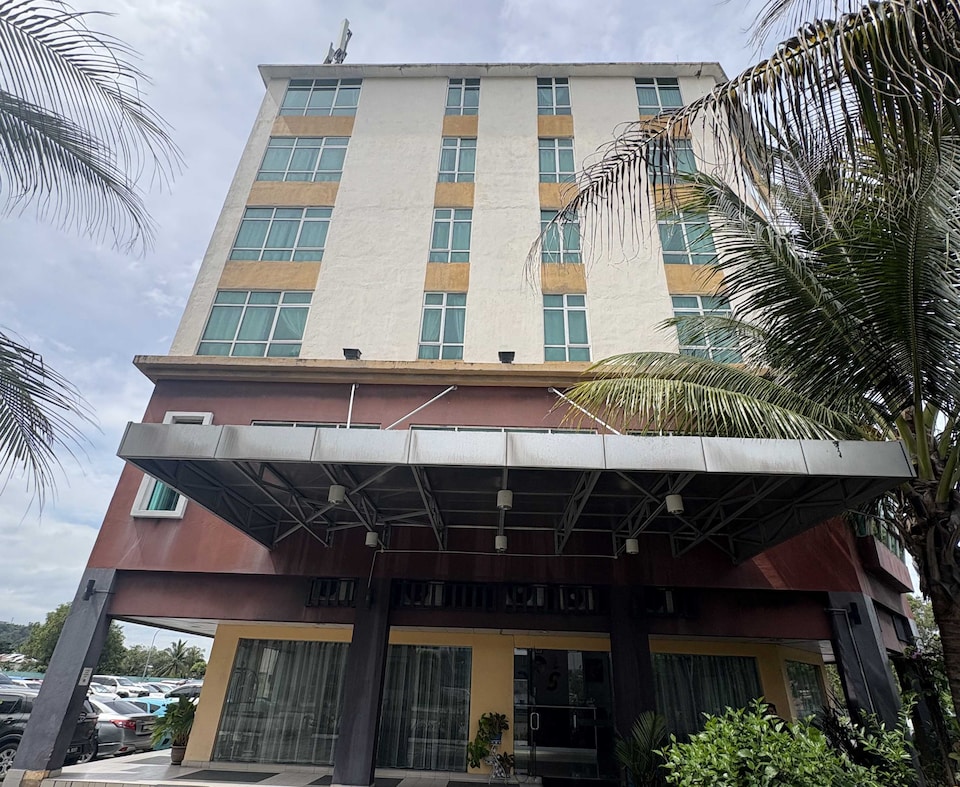 Palette Kota Kinabalu Near by Imago Shopping Mall Formerly  Zara's Boutique Hotel, Kota Kinabalu, Kota Kinabalu