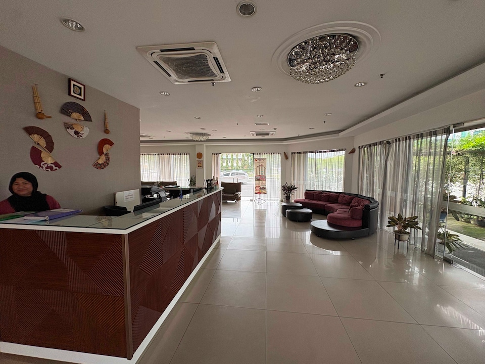 Palette Kota Kinabalu Near by Imago Shopping Mall Formerly  Zara's Boutique Hotel, Kota Kinabalu, Kota Kinabalu