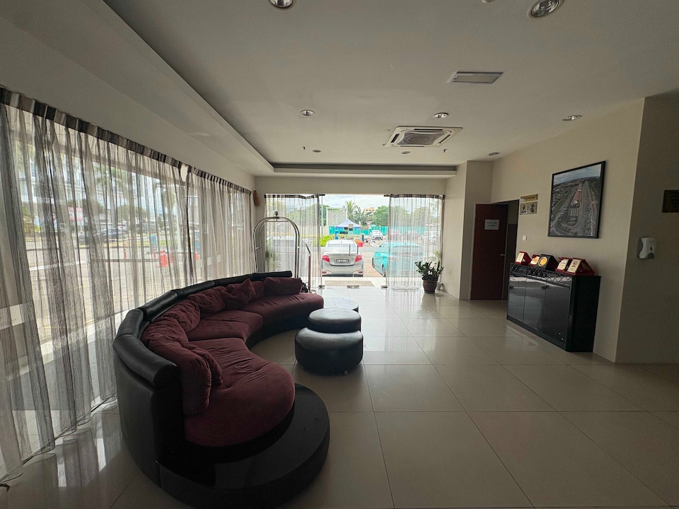 Dancenter Palette - Kota Kinabalu Near by Imago Shopping Mall Formerly  Zara's Boutique Hotel, Kota Kinabalu, Kota Kinabalu