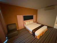 Dancenter Palette - Kota Kinabalu Near by Imago Shopping Mall Formerly  Zara's Boutique Hotel