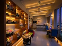 Capital O Dinso Home Boutique