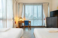 Capital O Dinso Home Boutique