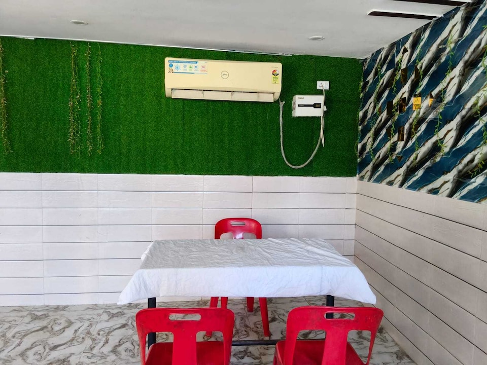 Hotel O S.R GRAND HOTEL & RESTAURANT, Barra Kanpur, Kanpur