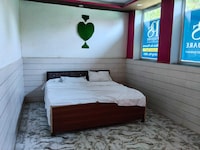 Hotel O S.R GRAND HOTEL & RESTAURANT