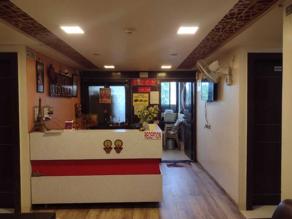 Hotel O Sabarmati Ashram Ahmedabad Formerly Red Apple, Ashram Road-Usmanpura-Elisbridge-Navrangpura-Kalupur, Ahmedabad