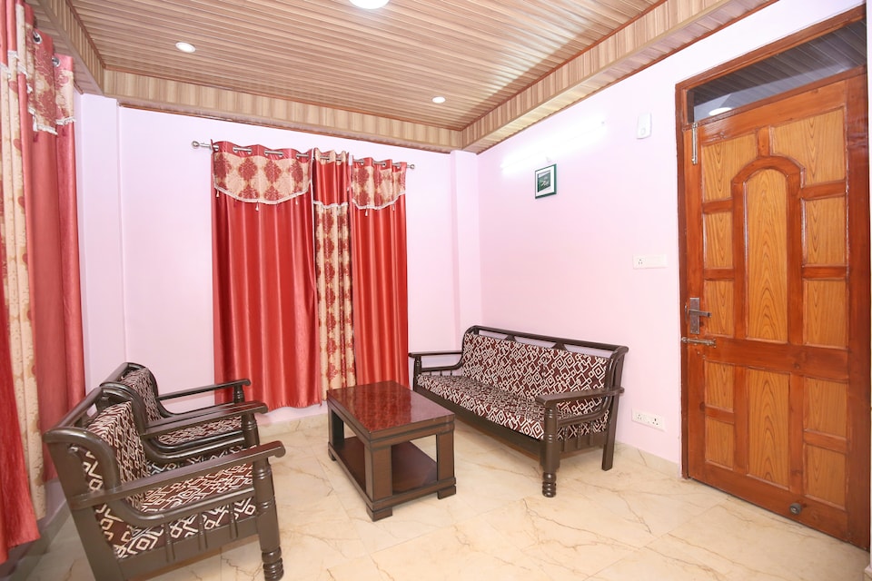 OYO Home 14001 Valley View 2BHK, Kachighati-Summerhill, Shimla