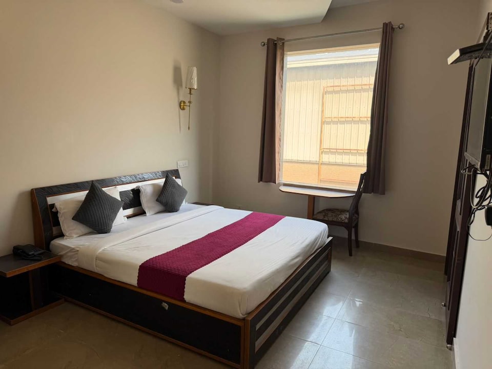 Townhouse Cosmo Mall Zirakpur Formerly R K Residency, Zirakpur, Zirakpur