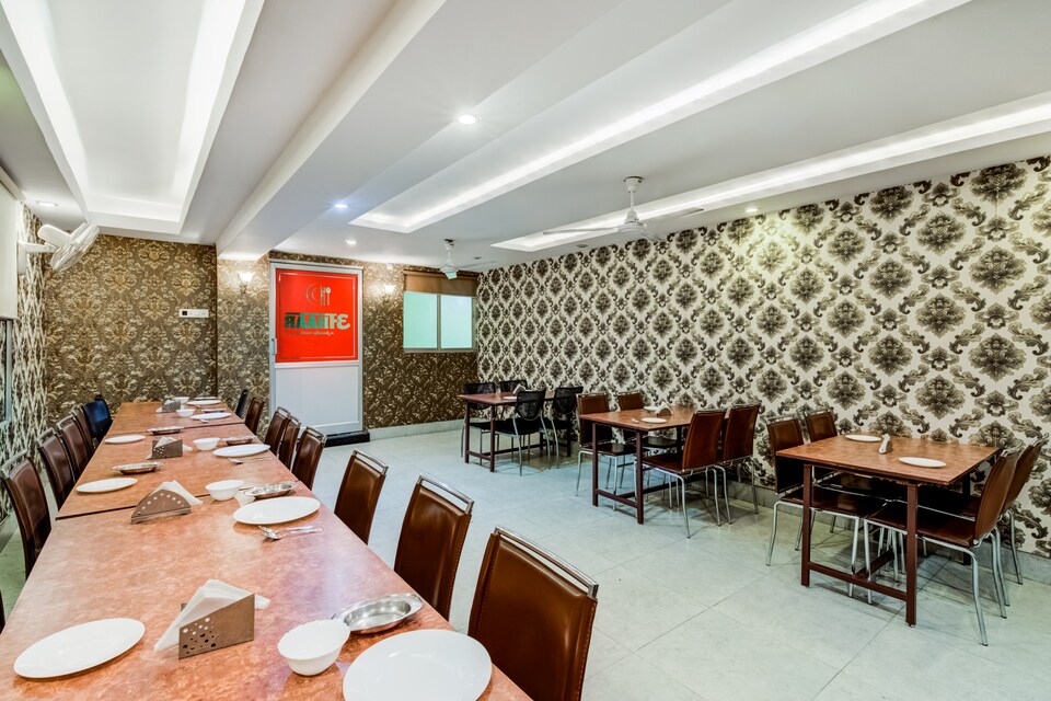OYO Flagship 14008 Hotel The Avenue, Bishtupur Jamshedpur, Jamshedpur