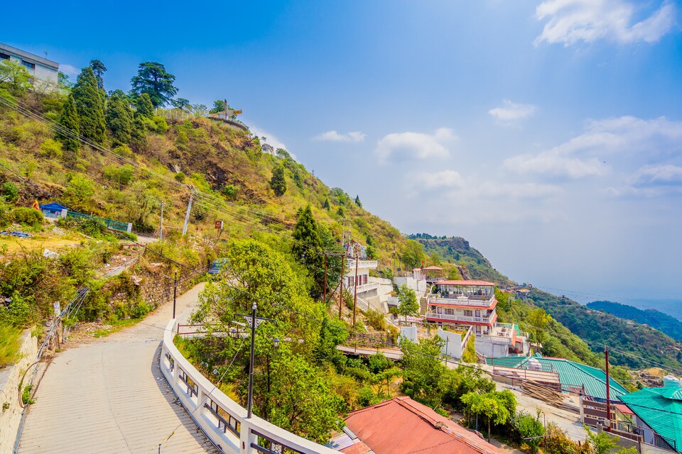 OYO 14018 Home Doon View 3BHK Barlowganj, Picture palace Mussoorie, Mussoorie