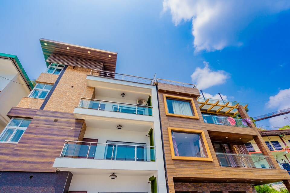 OYO 14018 Home Doon View 3BHK Barlowganj, Picture palace Mussoorie, Mussoorie
