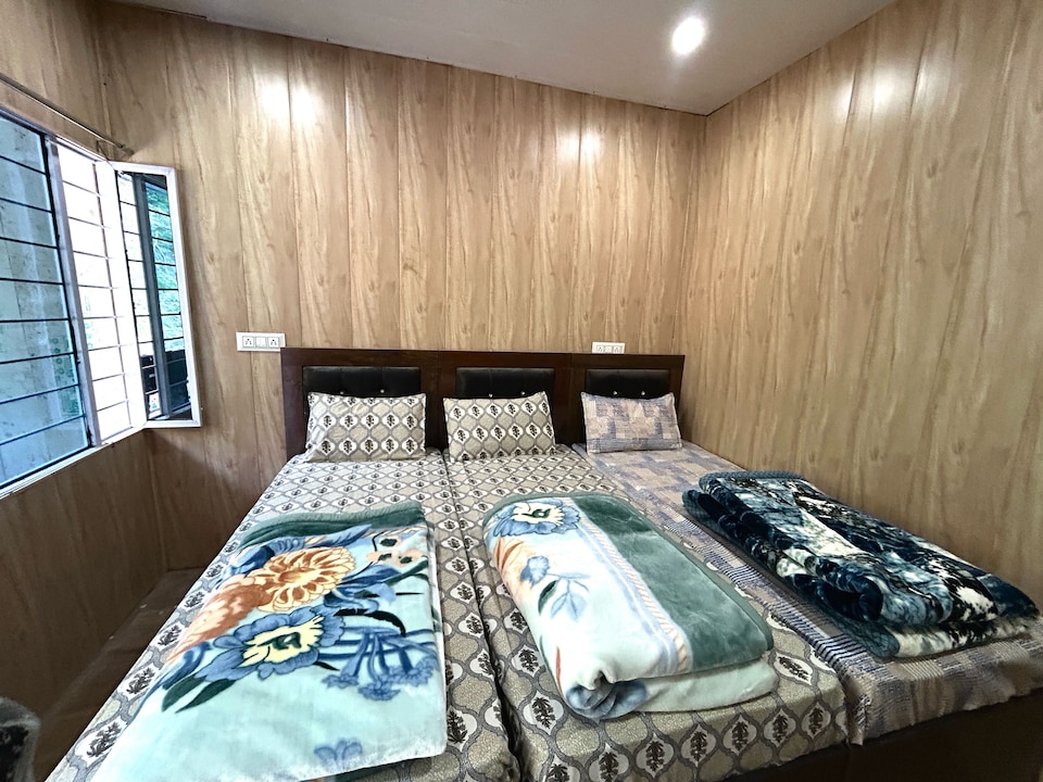 OYO 844115 Hotel R P Inn, Kedarnath, Kedarnath