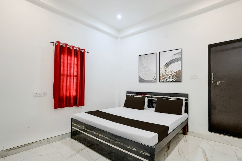 SPOT ON Ashadeep Hotel, Sultanpur, Sultanpur