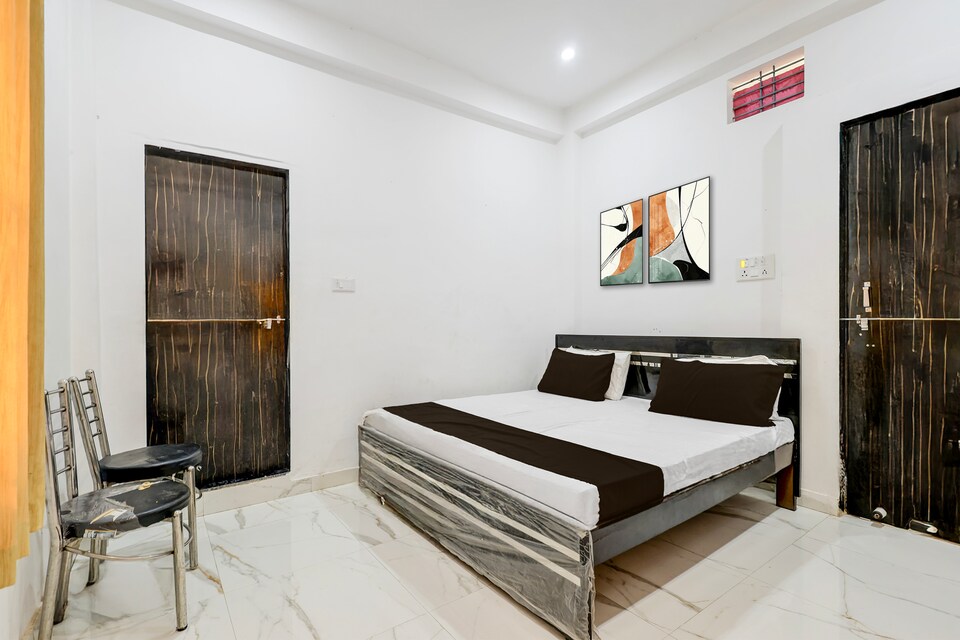 SPOT ON Ashadeep Hotel, Sultanpur, Sultanpur