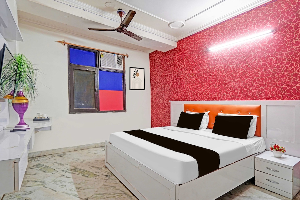 Hotel O 7 Star, Rohini Delhi, Delhi