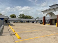 Deluxe Inn & Suites Corpus Christi I 37