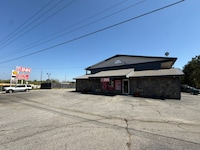 8 Inn By Capital O Americus US 19