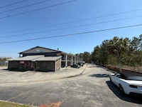 8 Inn By Capital O Americus US 19