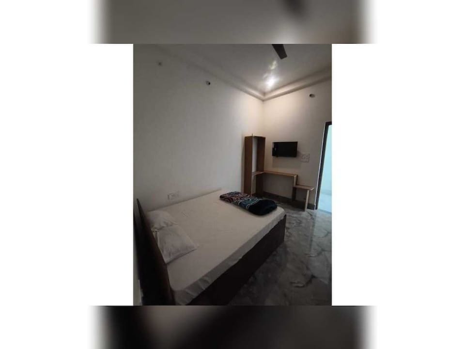 POP 84413A Hotel Bambam, Sitamarhi, Sitamarhi