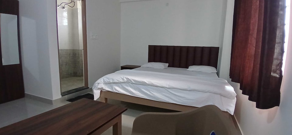 Hotel O Phase 2 Christ Nagar Pune, Electronic City Phase 1 Bangalore, Bangalore