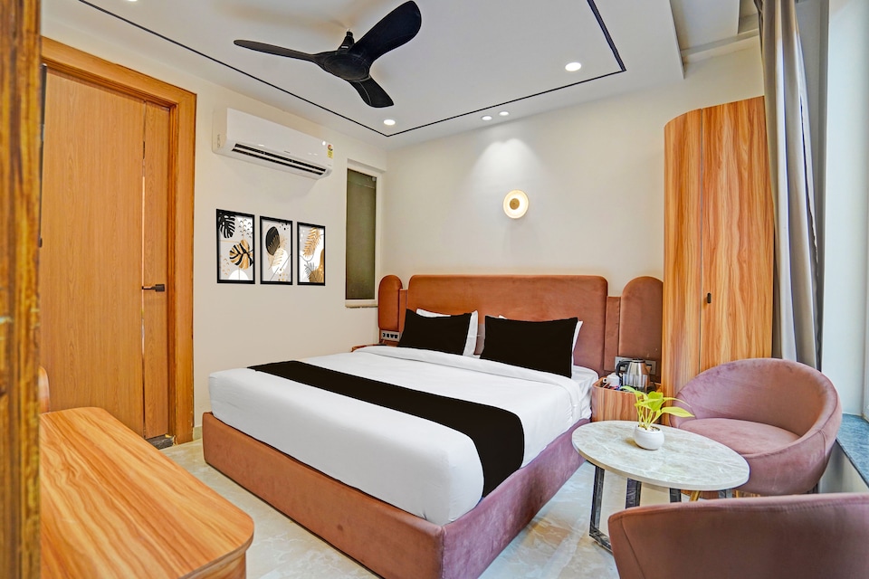 Townhouse OAK Hotel Sarovar Hill, Shantikunj Haridwar, Haridwar