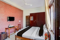 Townhouse Manipal University Highway King Bagru formerly Golden Hotel