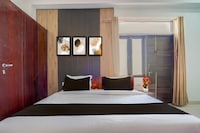 Townhouse Manipal University Highway King Bagru formerly Golden Hotel