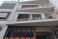 Hotel O near Pasar Gede Solo formerly Indria Pasar Gede
