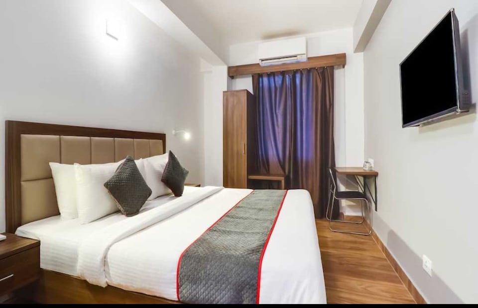 Townhouse Geeta Nagar Metro Station, Fazal Ganj Kanpur, Kanpur