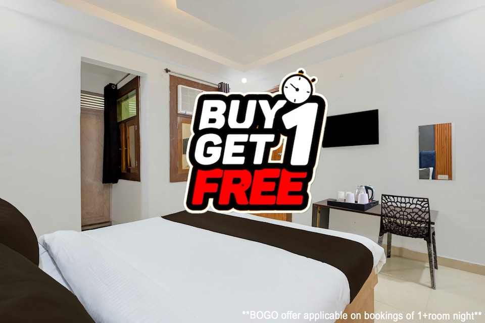 Super Townhouse Geeta Nagar Metro Station Formerly Hotel Opal, Fazal Ganj Kanpur, Kanpur
