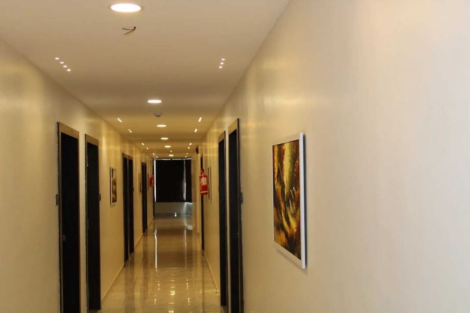 Townhouse Garudeshwar Dutt Temple Formerly The Grand Unity, Rajpipla, Vadodara