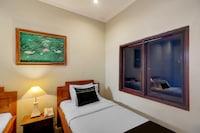 Townhouse Oak Su's Cottage Near Legian Beach