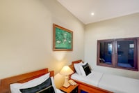 Townhouse Oak Su's Cottage Near Legian Beach