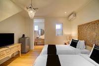 Townhouse Oak Su's Cottage Near Legian Beach