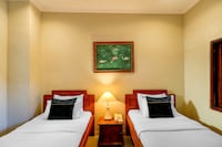 Townhouse Oak Su's Cottage Near Legian Beach