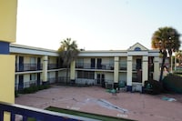 La Casa Inn Albany Near Tifton GA I 75