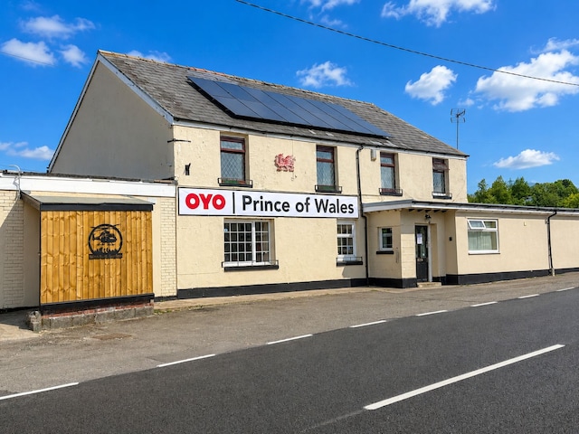 OYO Prince of Wales Country Hotel