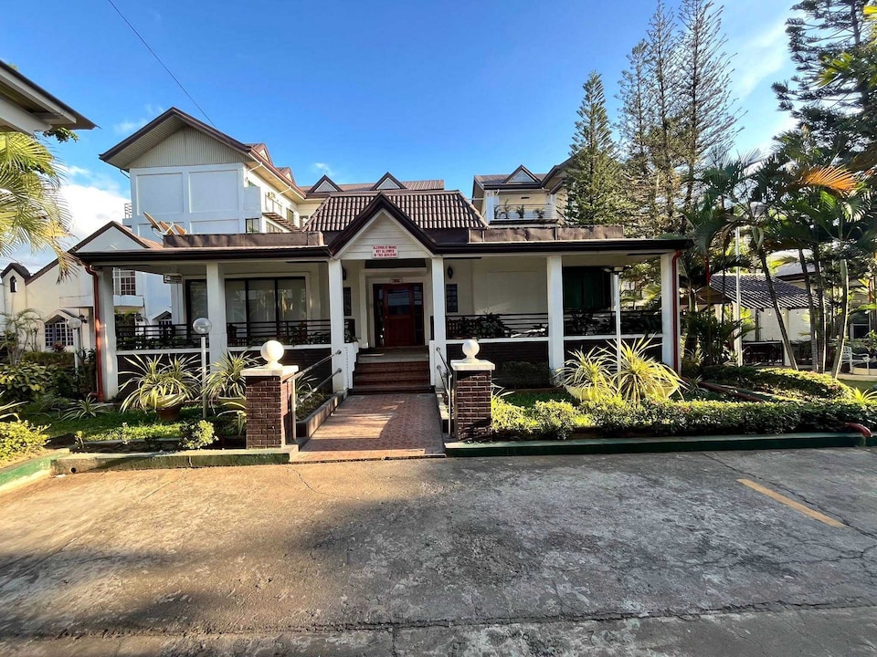 Topaz House By Gems Hotel, Cubao Manila, Quezon City