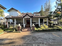 Topaz House By Gems Hotel